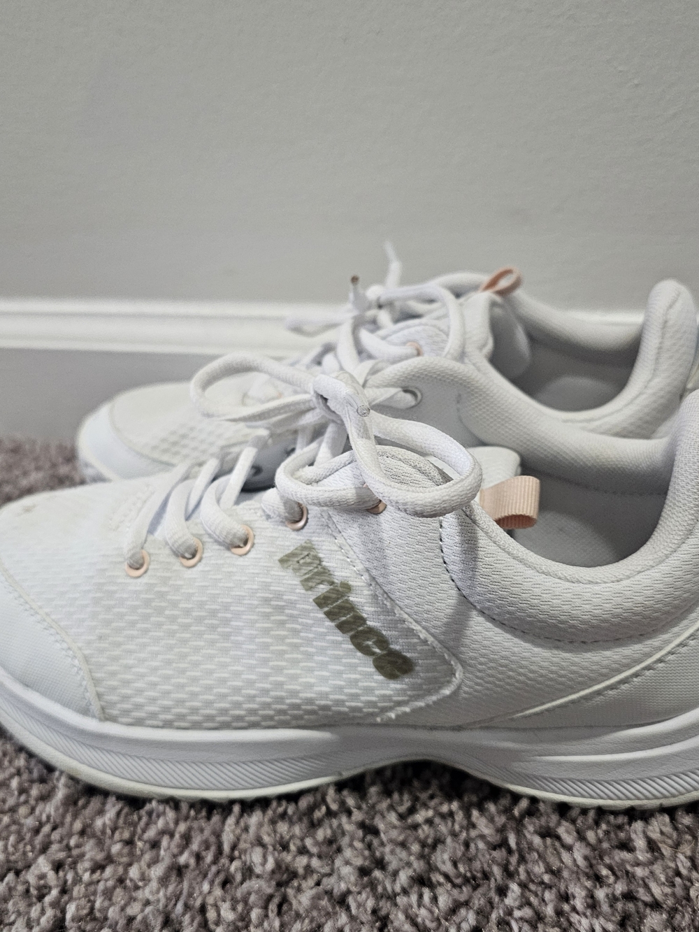 Prince Women's Advantage Lite Tennis Shoes - White with Gold Accent
